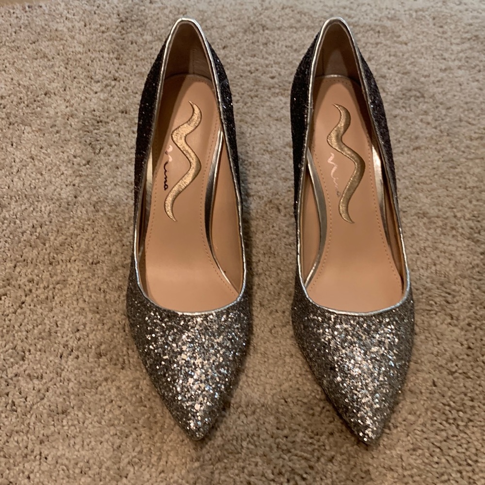 Nina , size 6, ombré silver